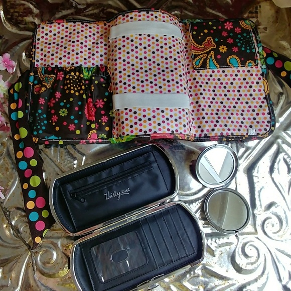 31 accessories ❤bundle❤ - Picture 3 of 3